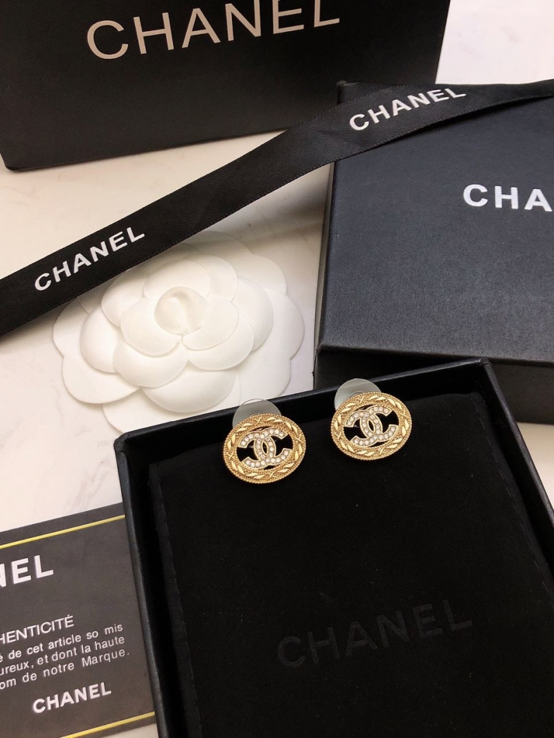 Ch**el earrings